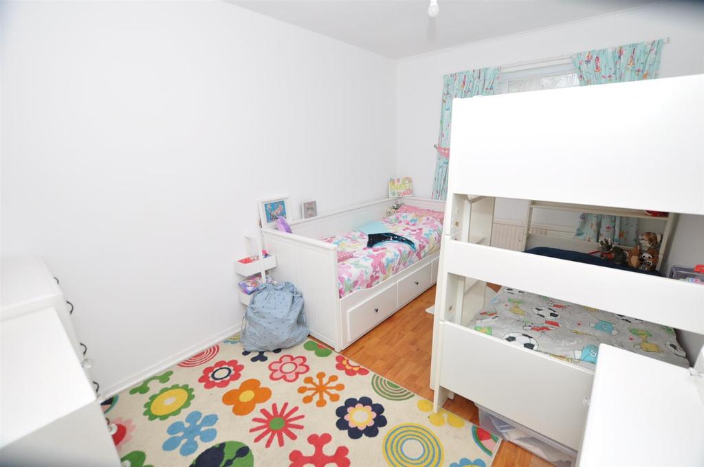 Rear bedroom 2