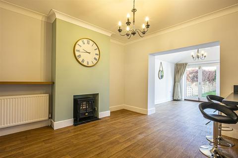 69 Causeway Head Road, Sheffield, S17 3DX