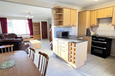 16 Croft Close, Market Weighton, York, YO43 3JU