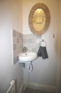 6 Fairborne Way, Guildford, GU2 9GB