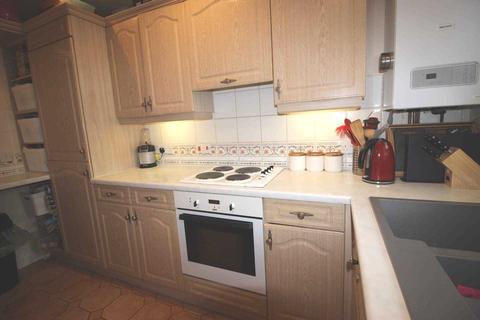 6 Fairborne Way, Guildford, GU2 9GB