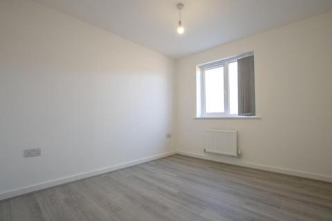 3 bedroom terraced house to rent - Heroes Drive, B29