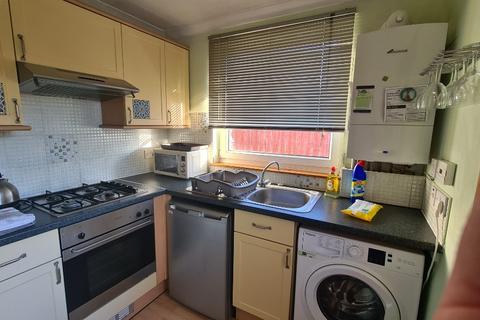 2 bedroom flat to rent - Lochalsh Road, Inverness, IV3