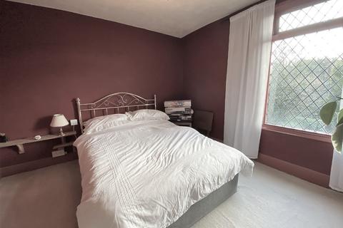 12 Bush Road, Cuxton, Rochester, ME2 1LJ