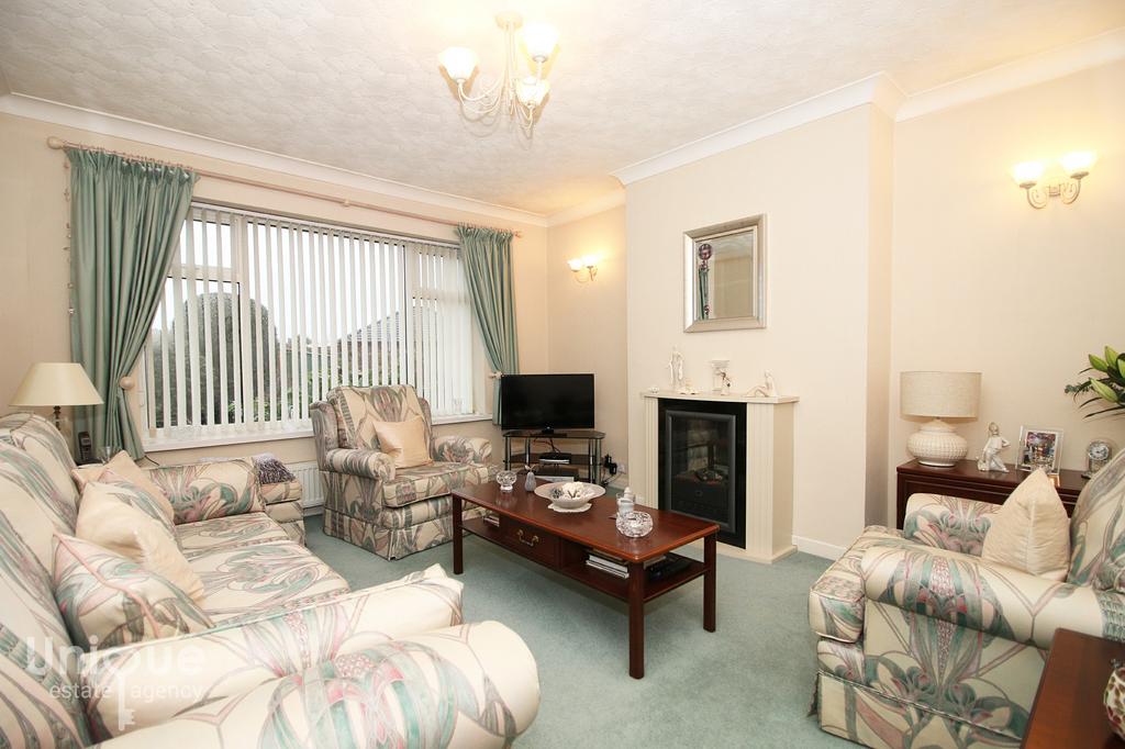 Woodley Avenue, ThorntonCleveleys, FY5 2 bed bungalow £175,000