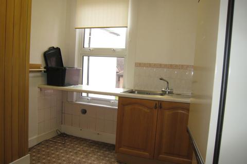 2 bedroom flat to rent - Whippingham Road, Brighton BN2