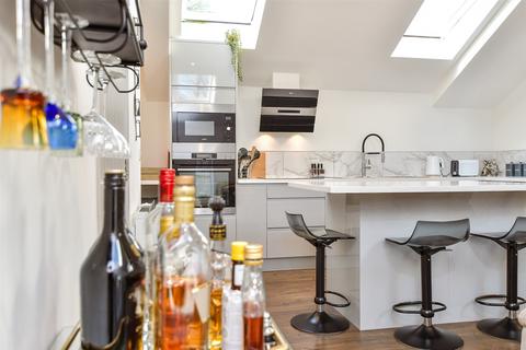 2a Ballards Mill Close, Brighton, BN1 8AL