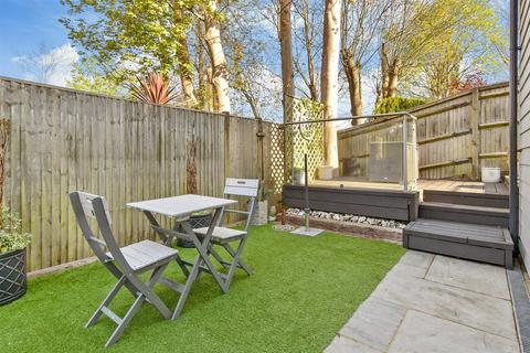 2a Ballards Mill Close, Brighton, BN1 8AL