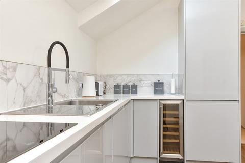 2a Ballards Mill Close, Brighton, BN1 8AL