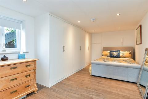2a Ballards Mill Close, Brighton, BN1 8AL