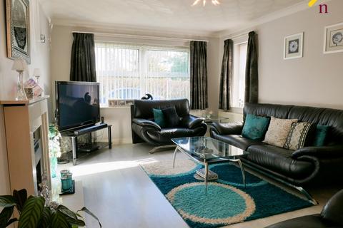 21 Augusta Drive, Wrexham, LL13 9GL