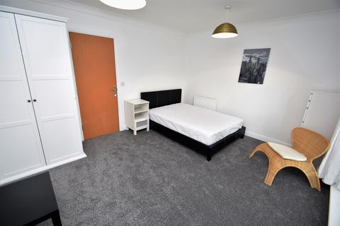 undefined, Bankwell St, Hulme, Manchester, Manchester, M15 5LN
