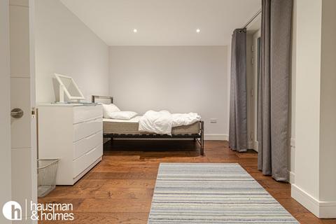 1 bedroom flat to rent - Highgate Hill, Highgate