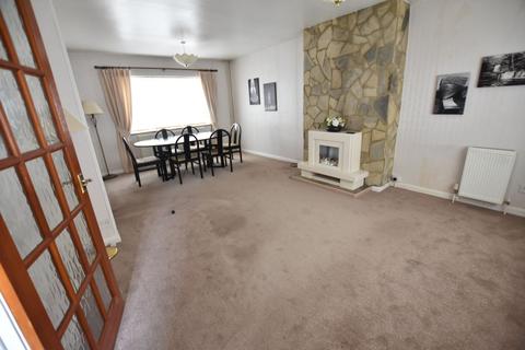 27 Hamilton Close, Feltham, TW13 4PS