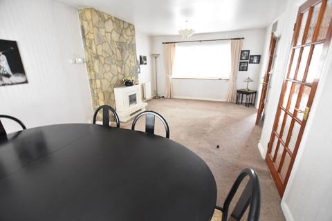 27 Hamilton Close, Feltham, TW13 4PS