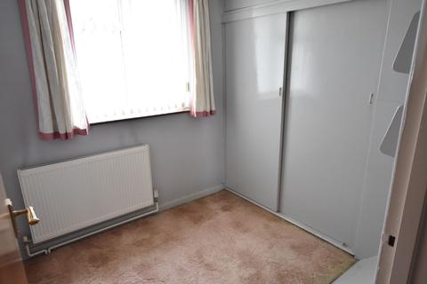 27 Hamilton Close, Feltham, TW13 4PS