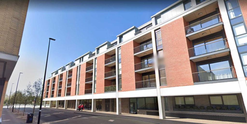 Millstream House, Oxford 1 bed apartment £1,400 pcm (£323 pw)