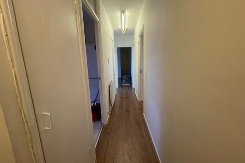 2 bedroom apartment for sale, Campbell Court, Church Lane, Kingsbury, NW9