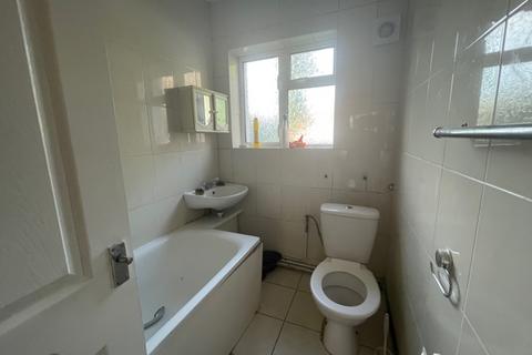 2 bedroom apartment for sale, Campbell Court, Church Lane, Kingsbury, NW9