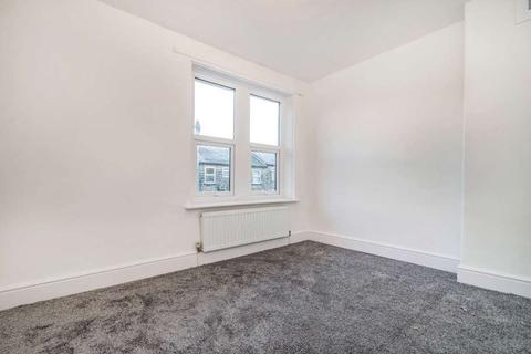 25 Ashfield Road, Harrogate, HG1 5ES