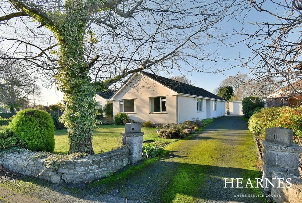 Headswell Crescent, Redhill... 3 bed detached bungalow £525,000