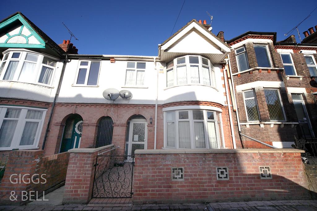 Clarendon Road, Luton, Bedfordshire, LU2 3 bed terraced house £325,000