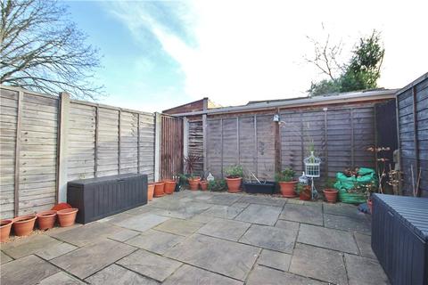 6 Templecroft, Ashford, TW15 1TJ
