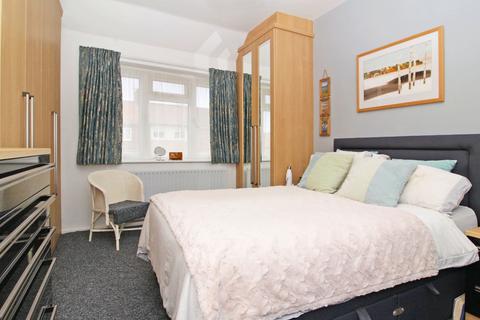 207 Moorside Road, Bromley, BR1 5ES