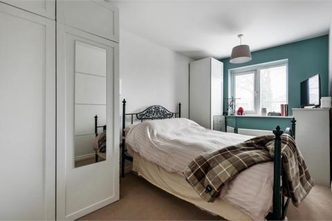 3 bedroom semi-detached house for sale - Assembly Avenue, Leyland, Lancashire