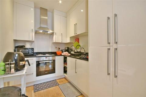 3 bedroom flat for sale - Chaplin Road, Willesden Green, NW2