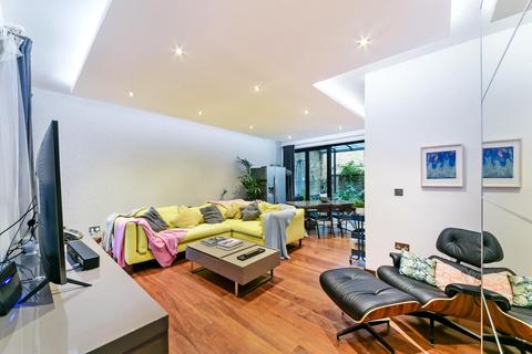 6 Duchess Drive, London, E13 8FE