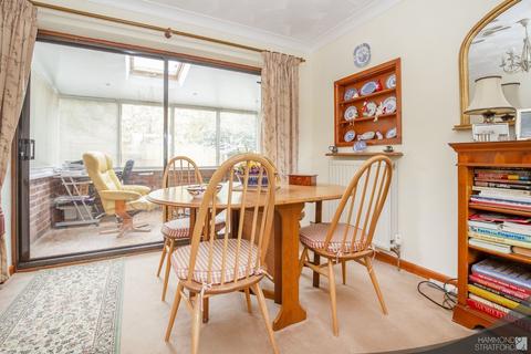 4 Bayfield Close, Barford, Norwich, NR9 4BN