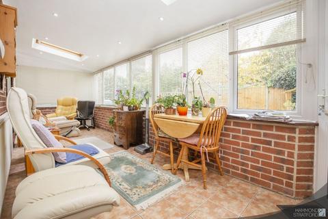 4 Bayfield Close, Barford, Norwich, NR9 4BN