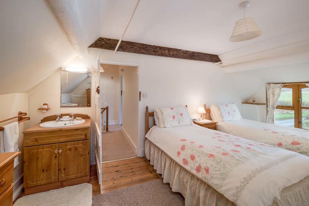 Pool Cottage