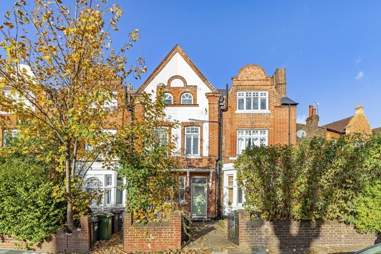 St Margarets Road Brockley SE4 2 bed flat £1,500 pcm (£346 pw)