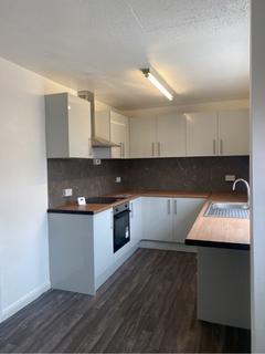 2 bedroom end of terrace house to rent, Lowerson Avenue, Shiney Row