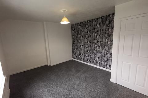 2 bedroom end of terrace house to rent, Lowerson Avenue, Shiney Row