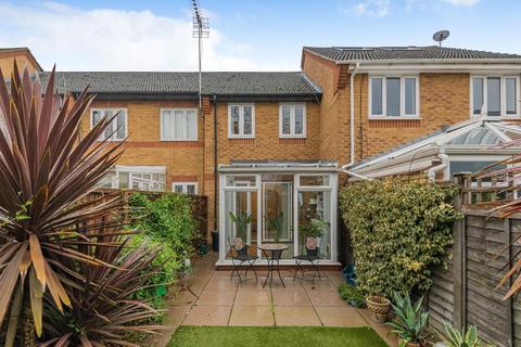 18 Saddlebrook Park, Sunbury-on-thames, TW16 7NG