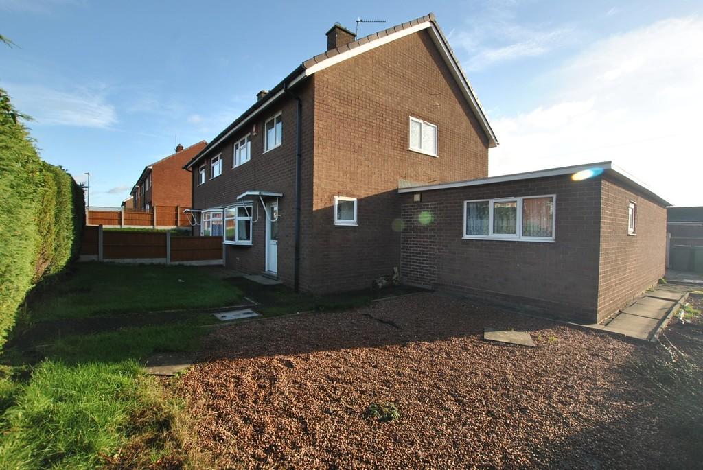 Roden Close, Wellington, Telford, TF1... 3 bed semidetached house £