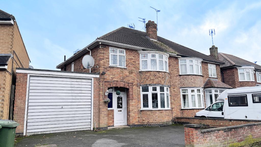 Stonehurst Road, Leicester 3 bed semidetached house £265,000