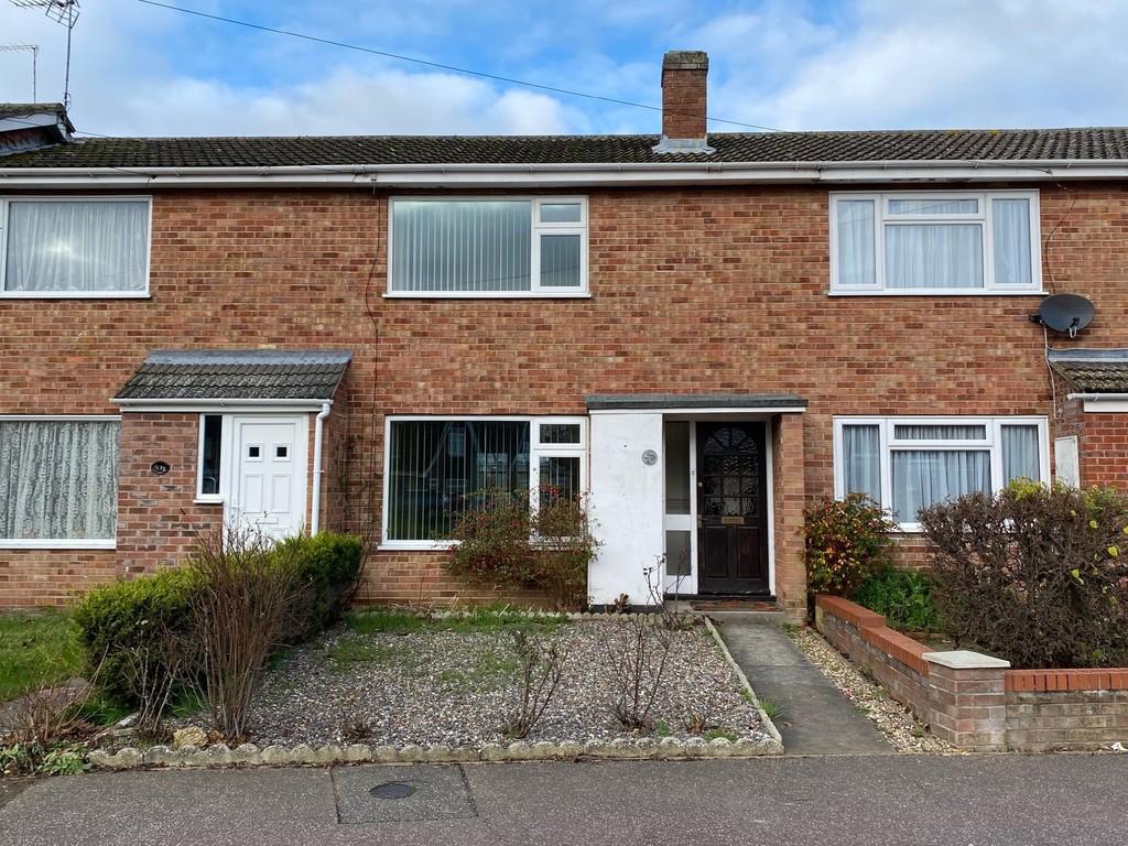 Spruce Avenue, Ormesby St Margaret 2 bed terraced house £695 pcm (£160 pw)