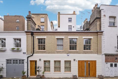4 bedroom mews to rent - Jay Mews, South Kensington, London