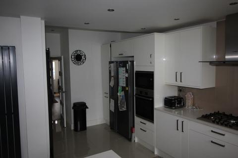 undefined, Ranelagh Road, Southall
