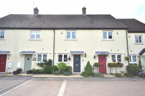 2 bedroom terraced house to rent, Willow Tree Close, Abridge