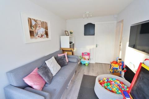123 Turpin Avenue, Romford, RM5 2LU