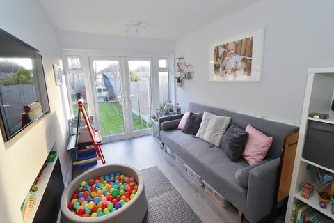 123 Turpin Avenue, Romford, RM5 2LU