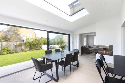 2 Ash Road, Adel, Leeds, LS16 8FN