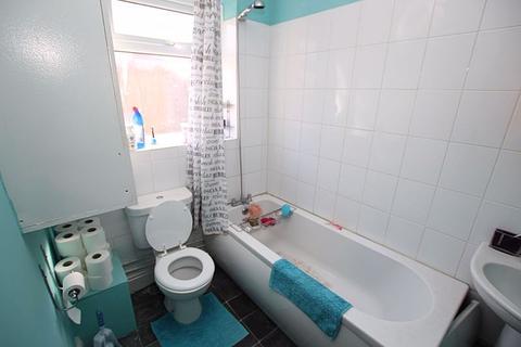 7 Beeson Grove, Grimsby, DN31 2QJ