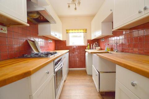 3 bedroom semi-detached house for sale - Grosvenor Road, Runfold, Luton, Bedfordshire, LU3 2EG