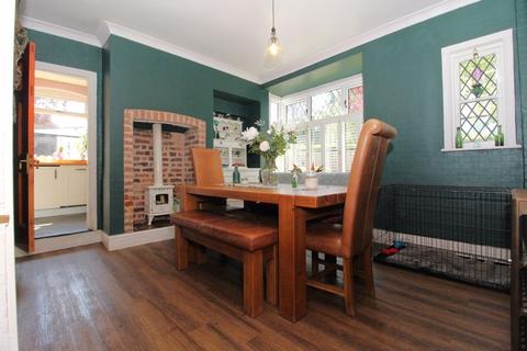 136 Birmingham Road, Aldridge, Walsall, WS9 0AQ